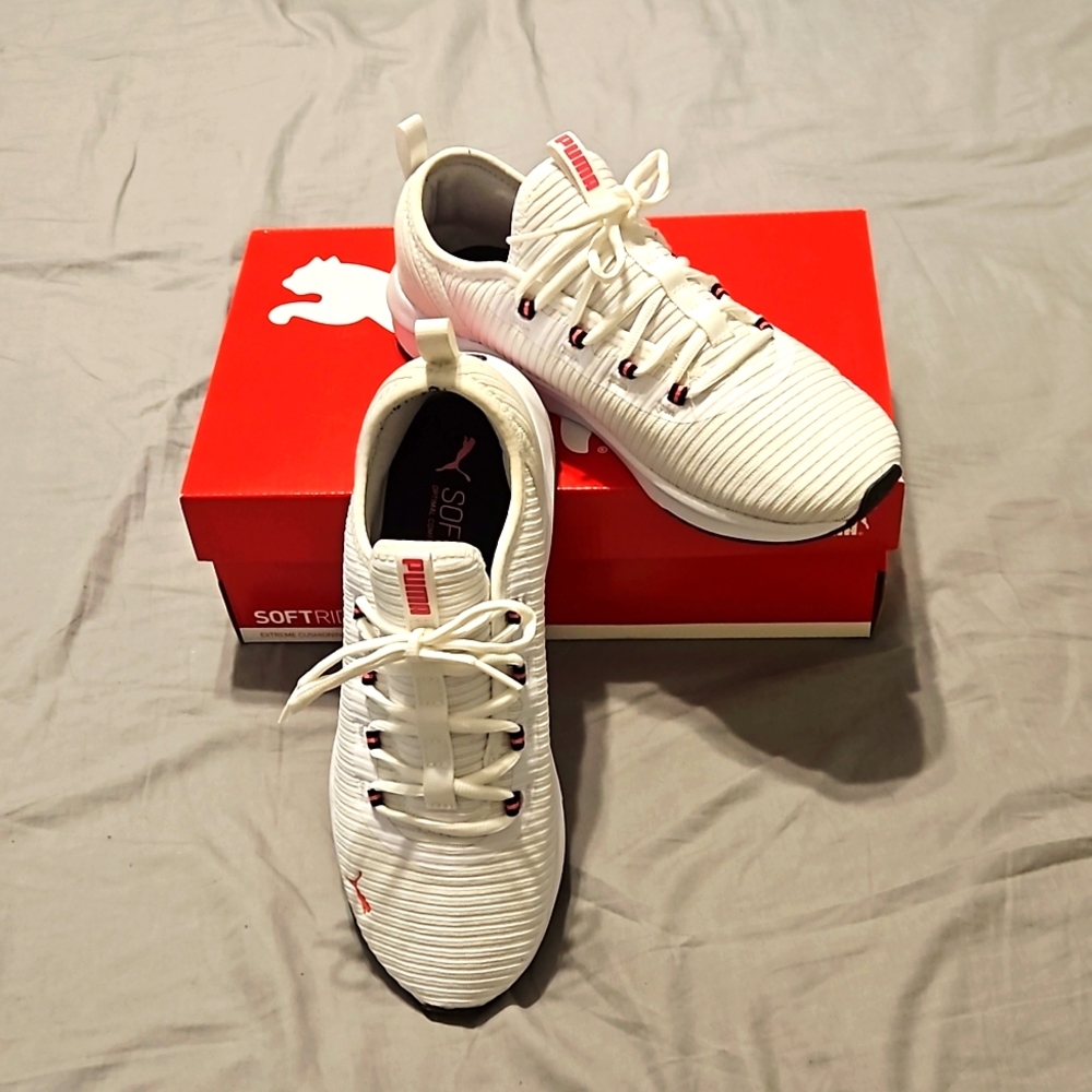 PUMA Softride fitness sport sneakers